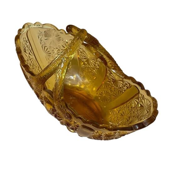 Vintage Fenton Honey Amber Daisy Button Glass Basket with Split Twig Handle MCM - Picture 3 of 8